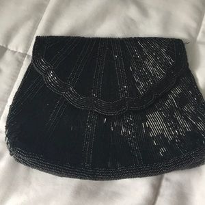 Beaded clutch